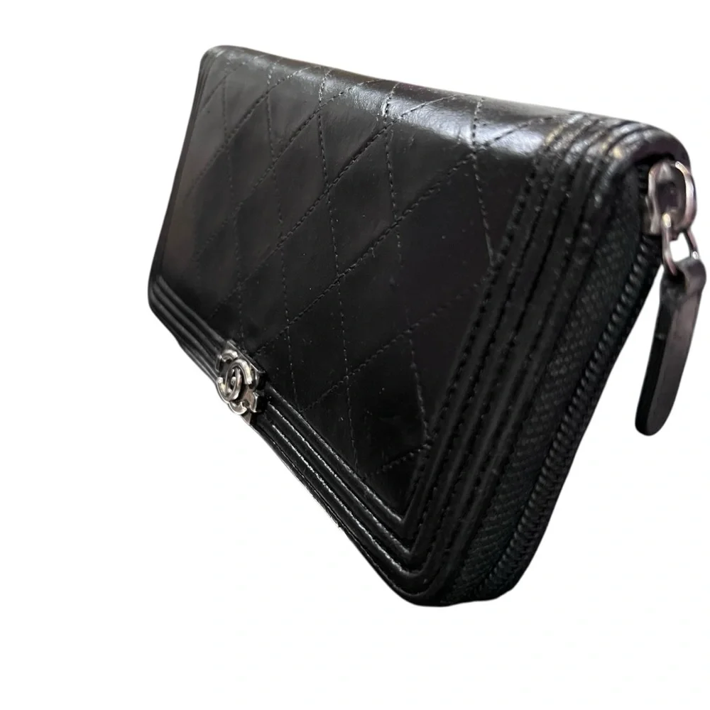 CHANEL Black Boy  Leather Wallet - Picture 7 of 10